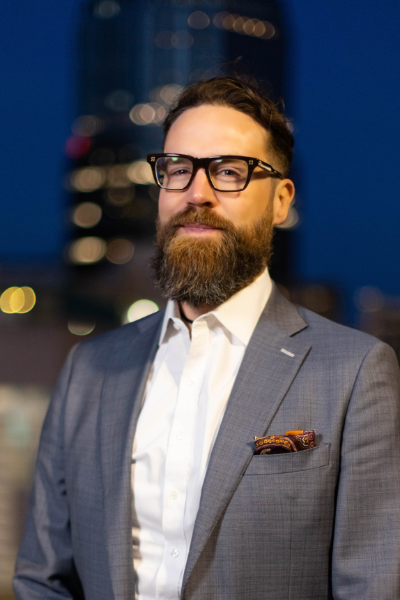 Jacob Estes headshot