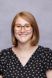 headshot photo of woman