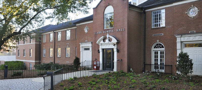 photo of building in daylight 