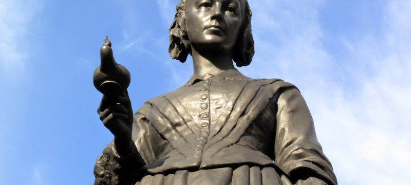 photo of statue with sky background