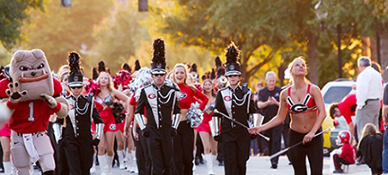 parade photo with band and majorette
